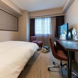 Single Room Female Only Non-Smoking